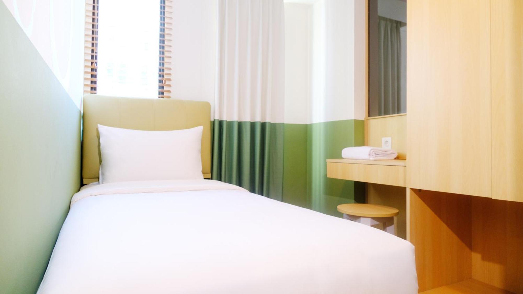 Hotel Osaka Pik2 Tangerang Buitenkant foto